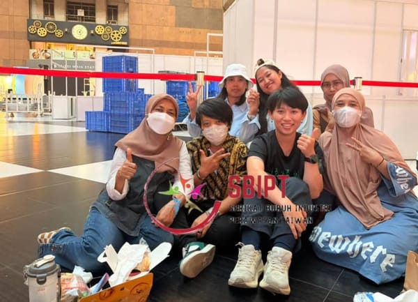 Kemarin sore, menjadi sebuah moment yang mengharukan sekaligus mengasyikkan di aula…